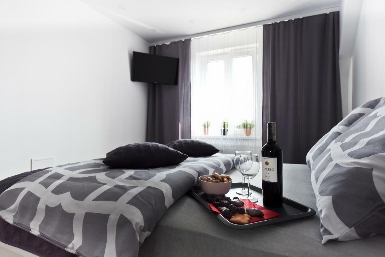 Apartament Centrum Z Miejscem Parkingowym Stary Toruń Eksteriør billede